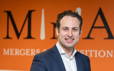 Dealmaker photo