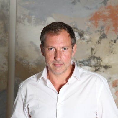 Dealmaker photo