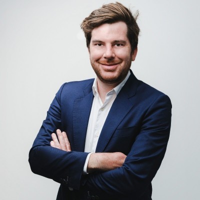 Dealmaker photo