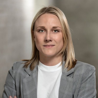 Dealmaker photo