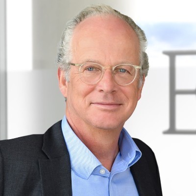 Dealmaker photo