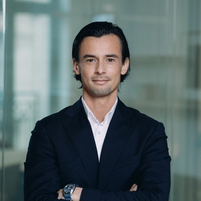 Dealmaker photo