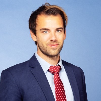 Dealmaker photo