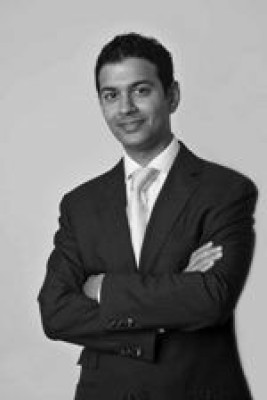 Dealmaker photo
