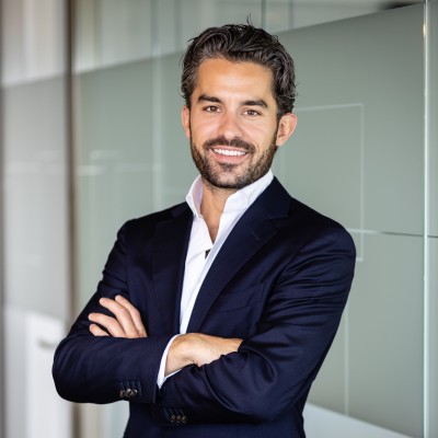 Dealmaker photo