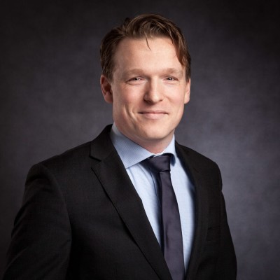 Dealmaker photo