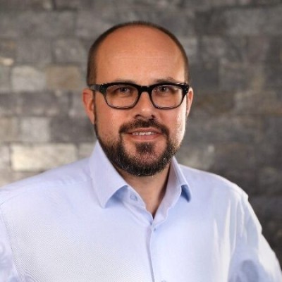 Dealmaker photo