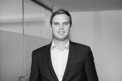 Dealmaker photo