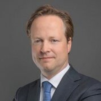 Dealmaker photo
