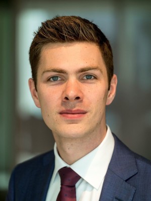 Dealmaker photo