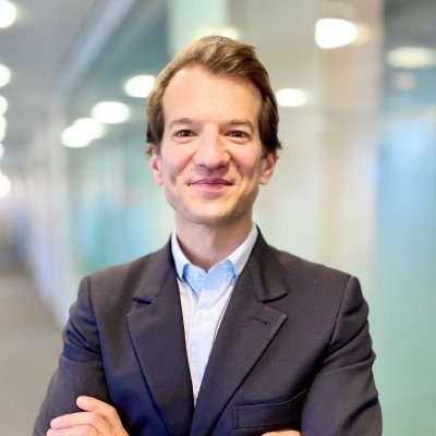Dealmaker photo