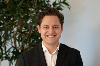 Dealmaker photo