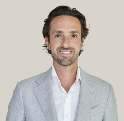 Dealmaker photo