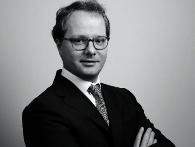 Dealmaker photo