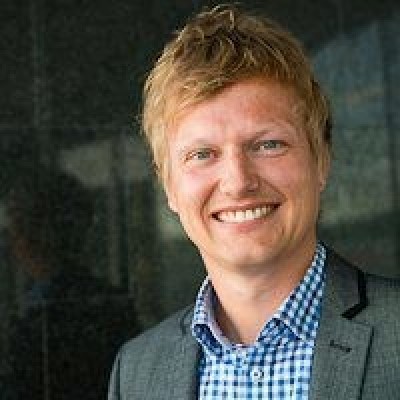 Dealmaker photo