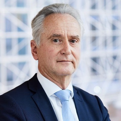 Dealmaker photo