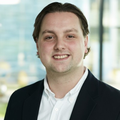 Dealmaker photo