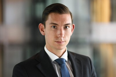 Dealmaker photo