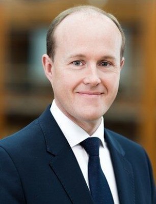 Dealmaker photo