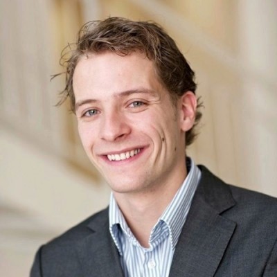 Dealmaker photo