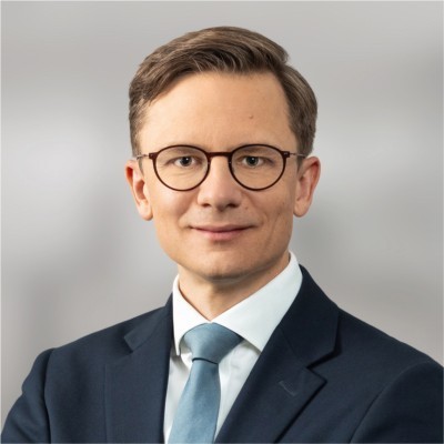 Dealmaker photo