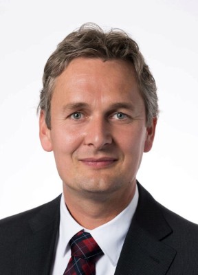 Dealmaker photo