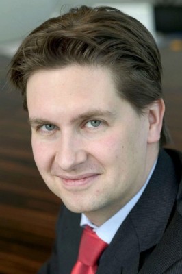 Dealmaker photo