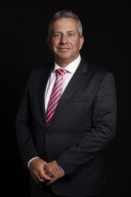 Dealmaker photo