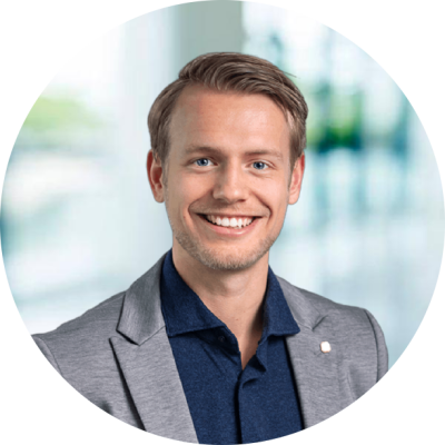 Dealmaker photo