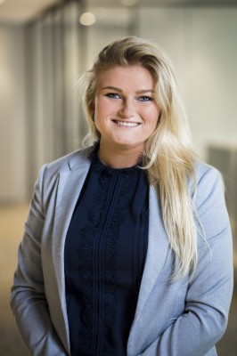 Dealmaker photo