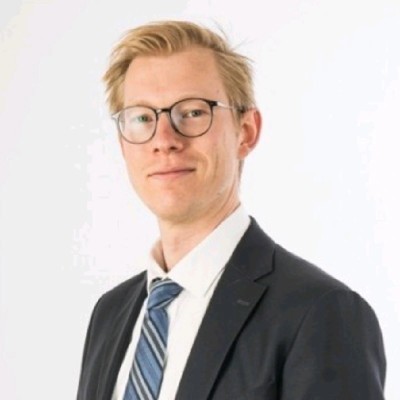 Dealmaker photo