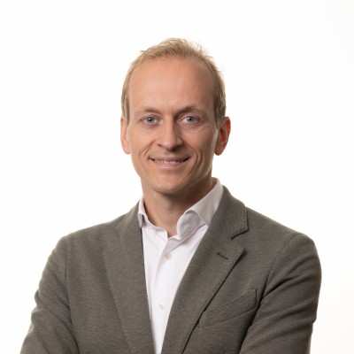 Dealmaker photo