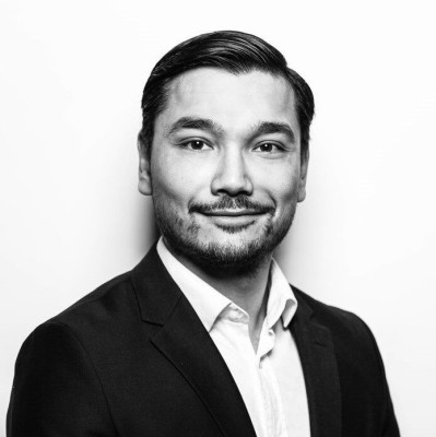 Dealmaker photo
