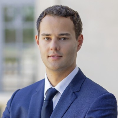 Dealmaker photo