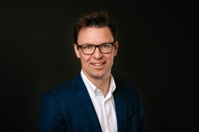 Dealmaker photo