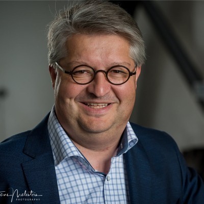 Dealmaker photo