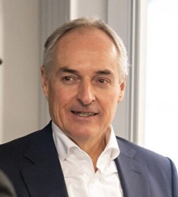 Dealmaker photo