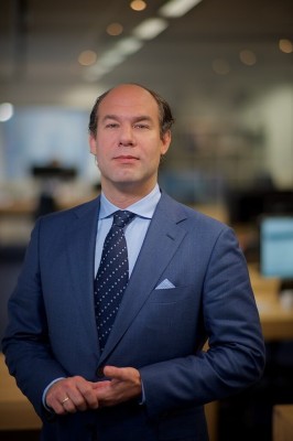 Dealmaker photo