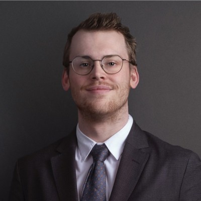 Dealmaker photo