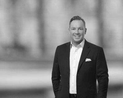 Dealmaker photo