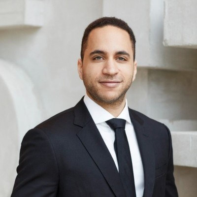 Dealmaker photo