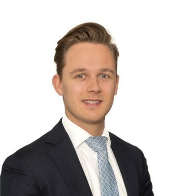 Dealmaker photo