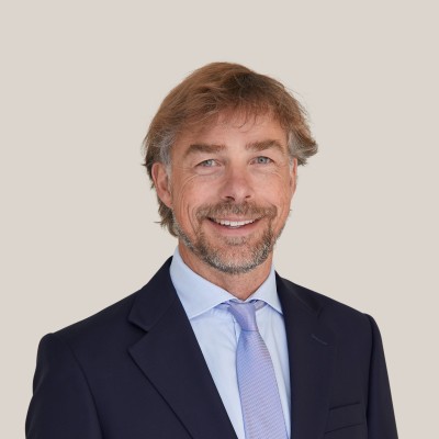 Dealmaker photo