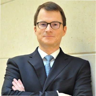 Dealmaker photo