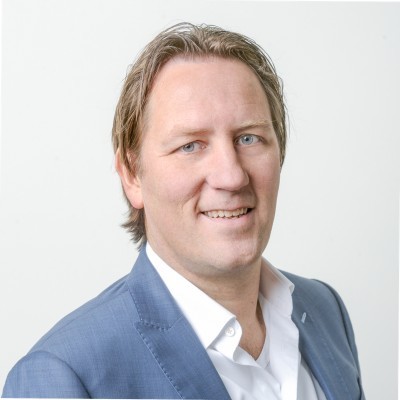 Dealmaker photo