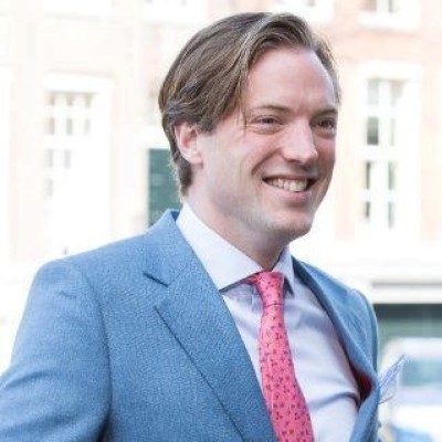 Dealmaker photo