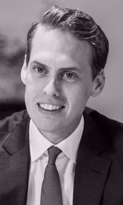 Dealmaker photo