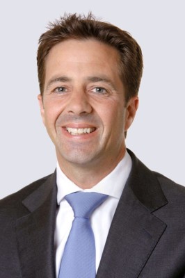 Dealmaker photo