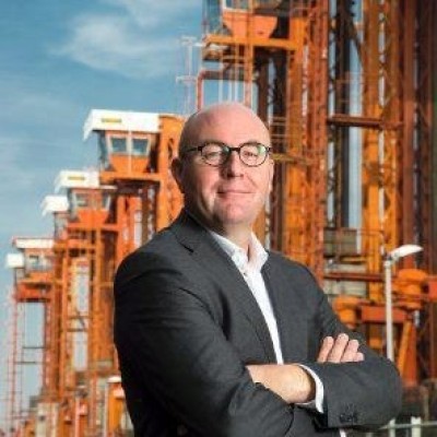 Dealmaker photo