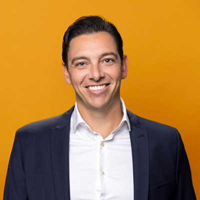 Dealmaker photo